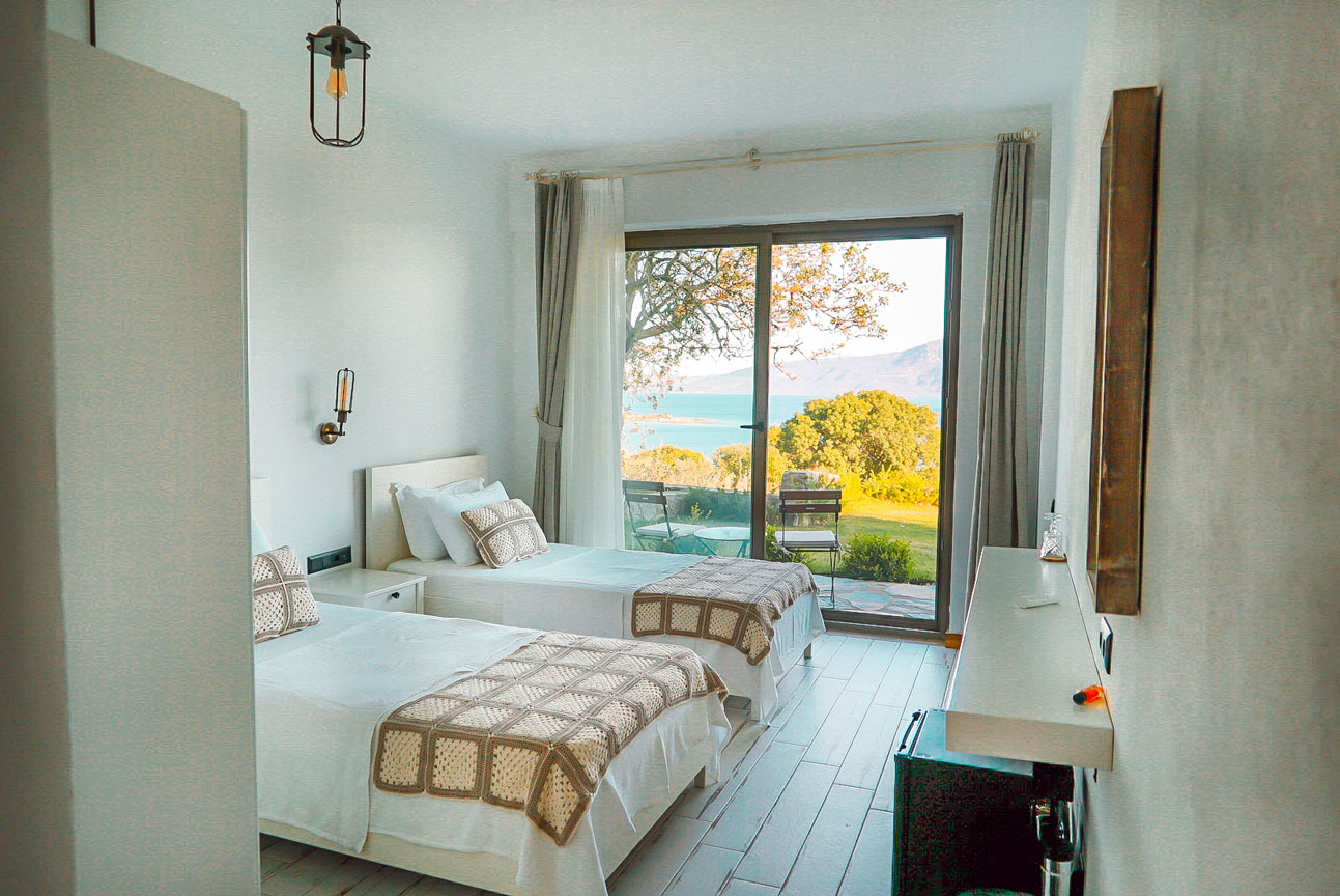 Standart Deniz Manzaralı Oda