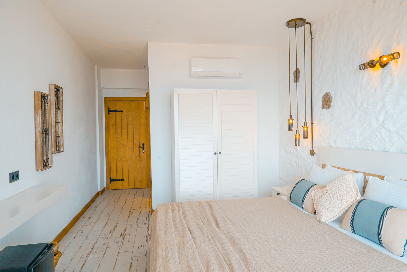 Deluxe Deniz Manzaralı Balkonlu Oda